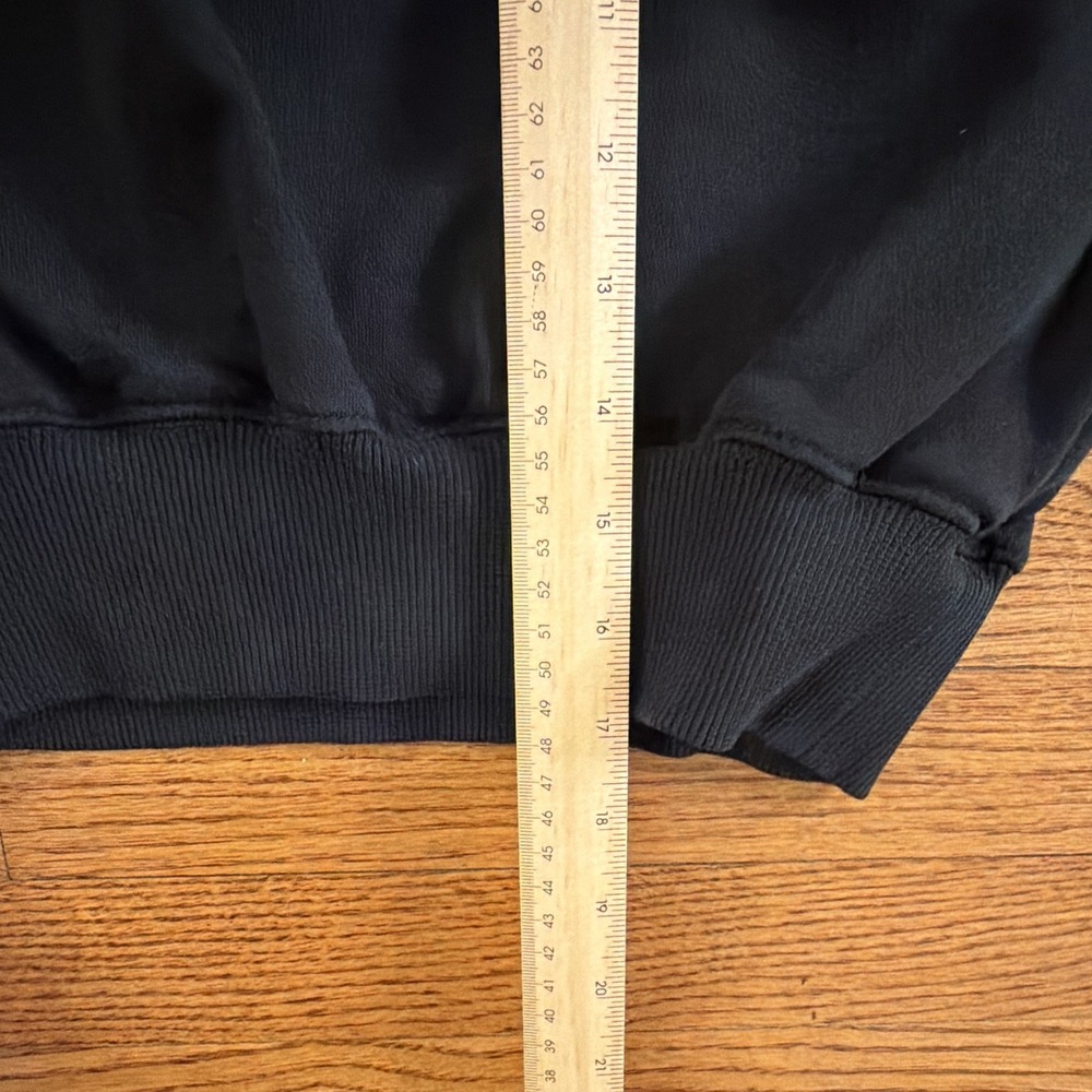 Nike Sportswear Women's Black V-Neck Cropped Fleece Sweatshirt Size S - Picture 6 of 6